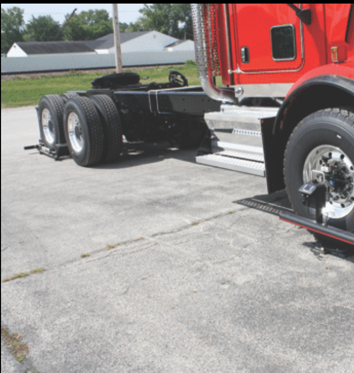 Truck wheel alignment and repairs in Niddrie near Melbourne Airport